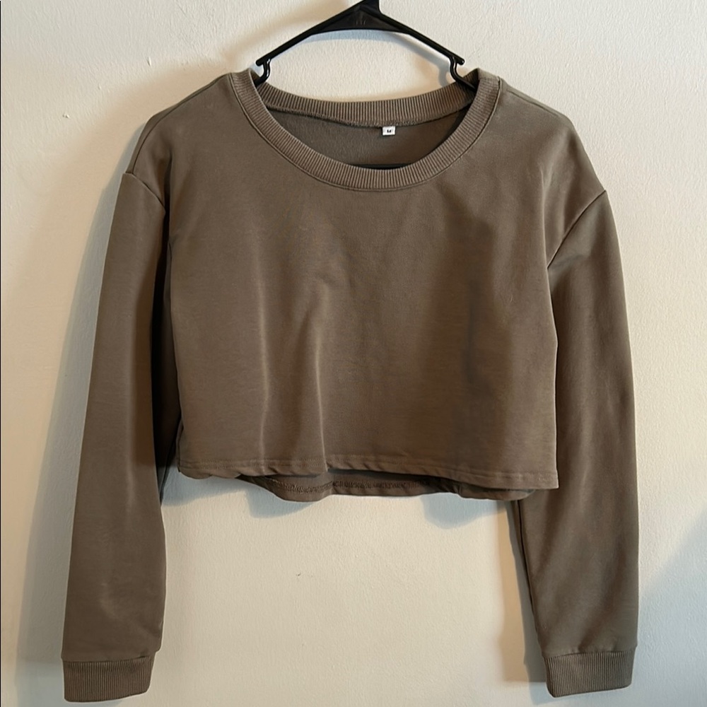 Cropped Long Sleeve